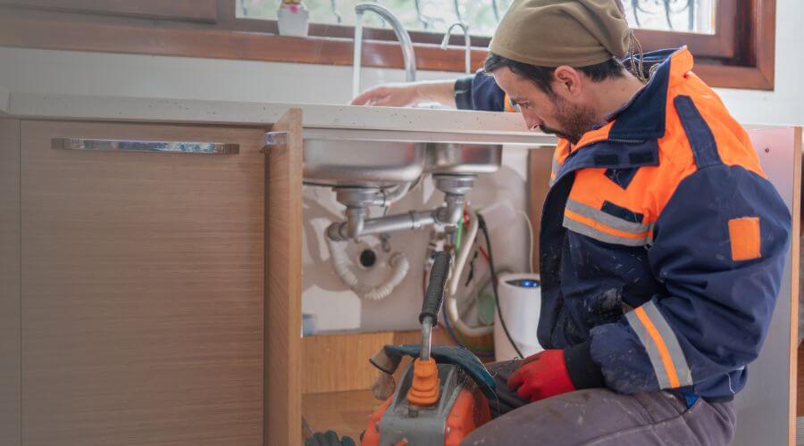 Expert burst pipe repair services in Maineville, OH